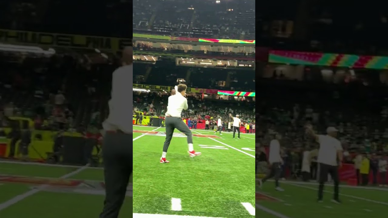 Patrick Mahomes running drills before SuperBowl LIX in New Orleans #Shorts