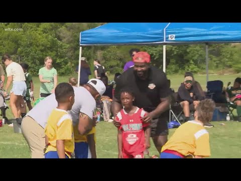 Former NFL player hosts youth flag football day in South Carolina Former NFL player hosts youth flag football day in South Carolina