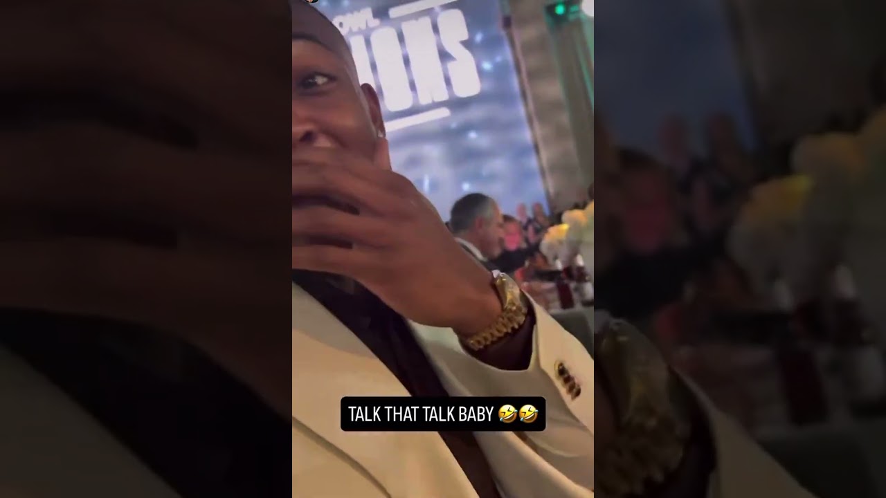 Eagles WR DeVonta Smith Priceless Look When Opening Super Bowl LIX Championship Ring Box Eagles WR DeVonta Smith Priceless Look When Opening Super Bowl LIX Championship Ring Box