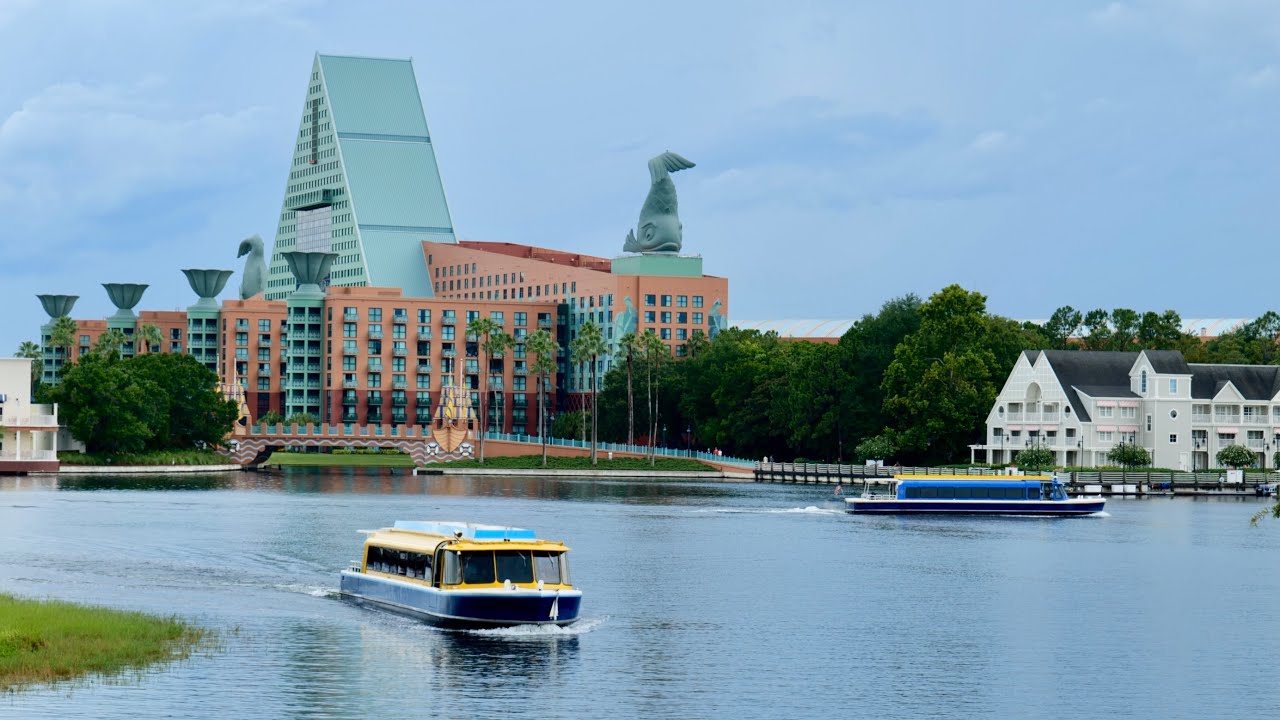 EPCOT Resort Area Crescent Lake Sights & Sounds in 4K | Walt Disney World Orlando Florida July 2025 EPCOT Resort Area Crescent Lake Sights & Sounds in 4K | Walt Disney World Orlando Florida July 2025